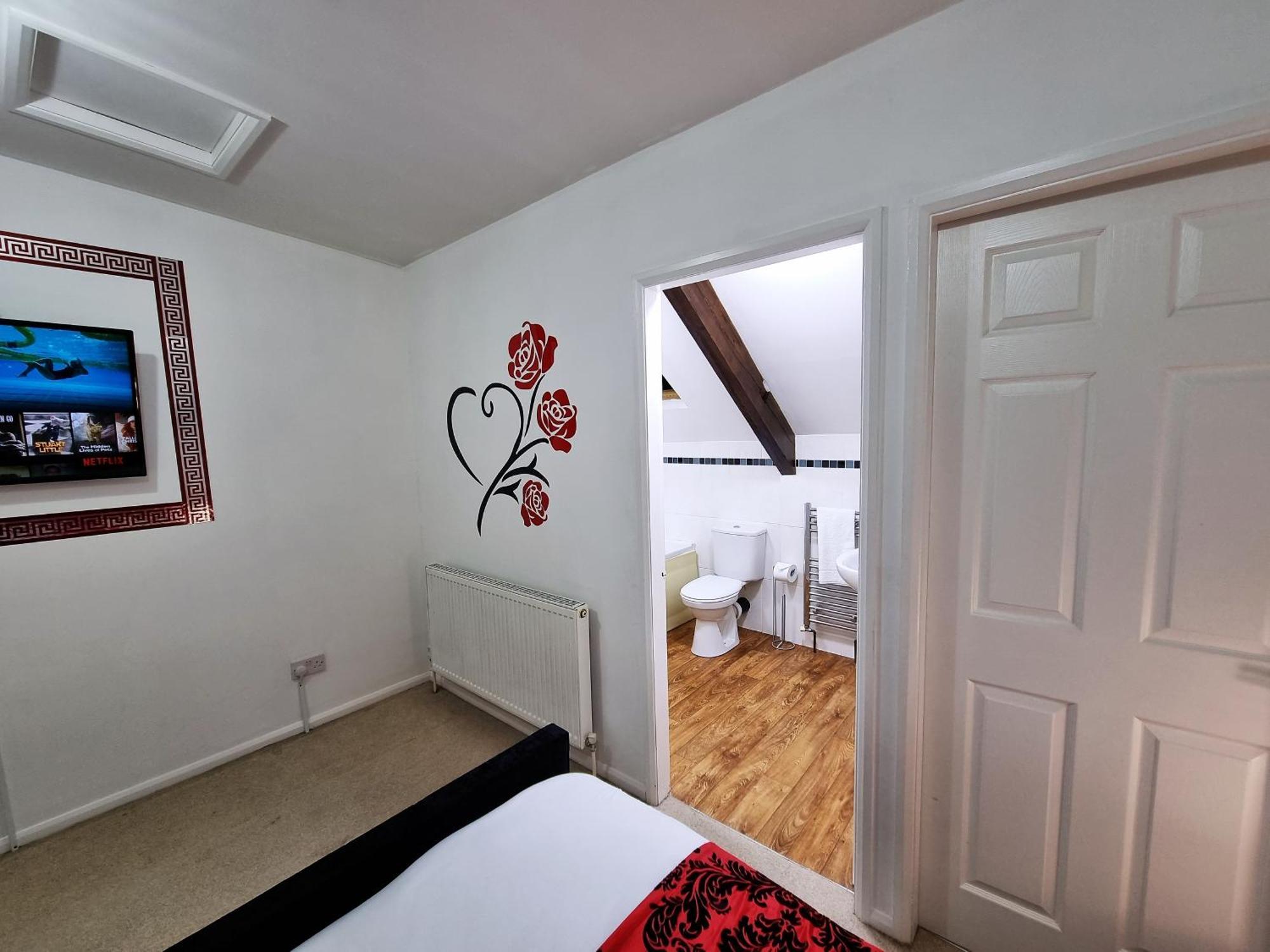 *Rb1Gh* For Your Most Relaxed & Cosy Stay + Free Parking + Free Fast Wifi * Leeds  Exterior photo